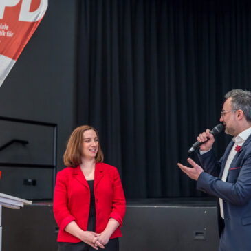 Jana Schmöller und Ata Delbasteh