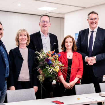 Ata Delbasteh, Doris Ahnen, Michael Ebling, Jana Schmöller und Alexander Schweitzer bei der Wahlkreiskonferenz für den Landtagswahlkreis Mainz I