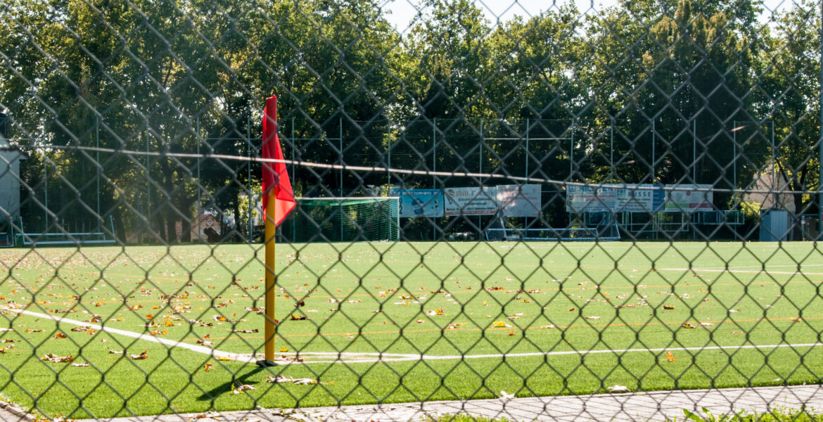 Fußballplatz in Mainz-Bretzenheim. Hier spielt der FC Ente Bagdad