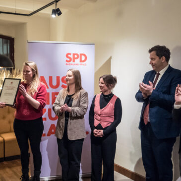 Ausgezeichnet mit dem Karl-Delorme-Preis der Mainzer SPD: Die „Kokobelly Hebammengemeinschaft“