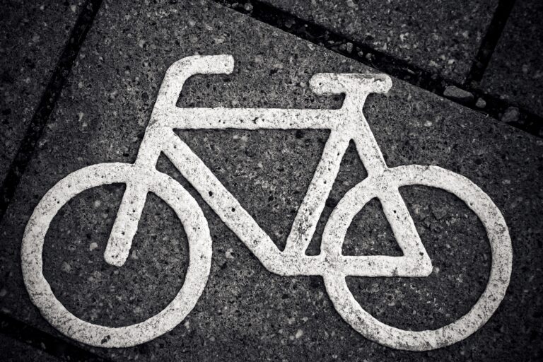 Symbolbild: Piktogramm mit einem Fahrrad
